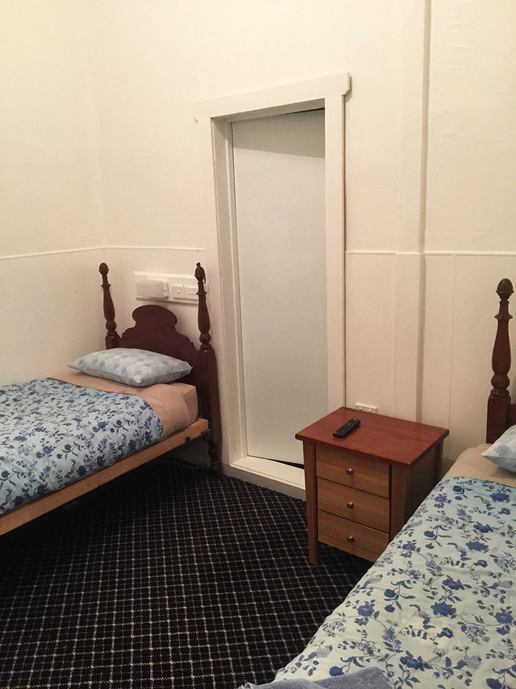 Empire Hotel Куинстаун Екстериор снимка
